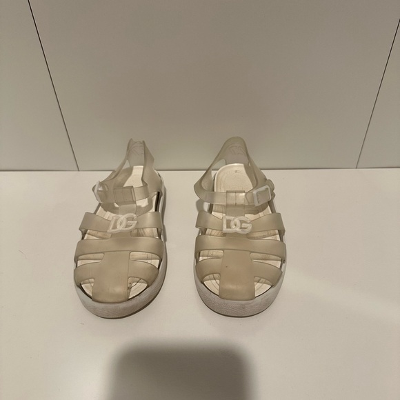 Kids Cream Sandals - Picture 1 of 6